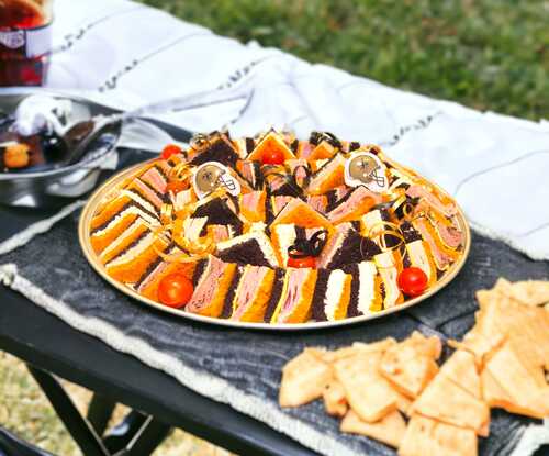 Black & Gold Sandwich Tray 