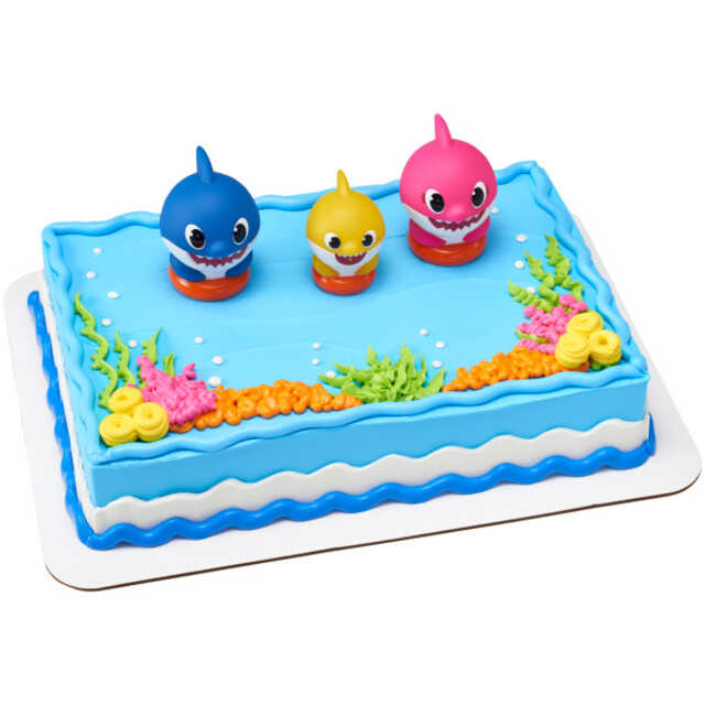 Baby Shark Family Fun DecoSet® Kit Cake