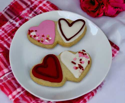 Double Heart Decorated Cookie