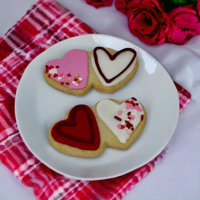 Double Heart Decorated Cookie
