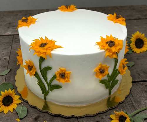 Sunflower Cake with White Almond Buttercream Icing 🌻