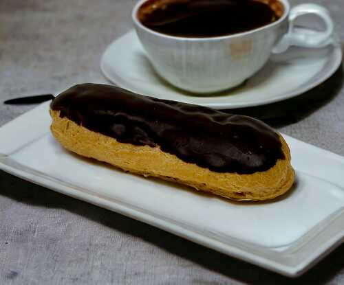 Chocolate Eclair