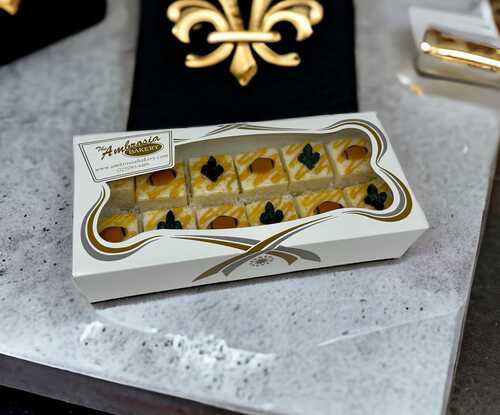 Petit Four - Black & Gold Dozen