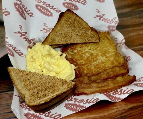 Scrambled Eggs, Hash browns and Bacon (Breakfast 8am-11am)