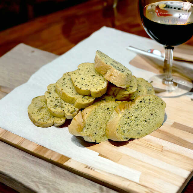 Garlic Bread Slices