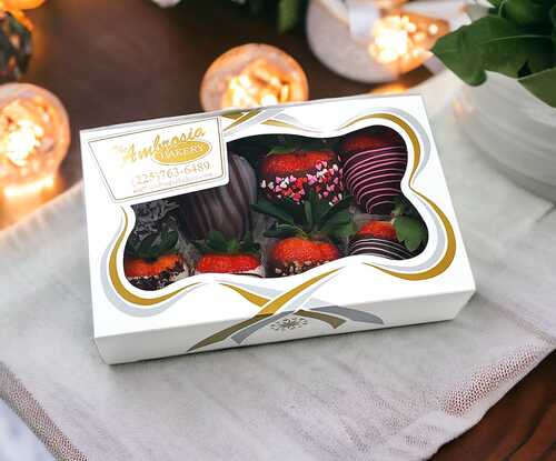 Chocolate Dipped Strawberries - 8 Pack