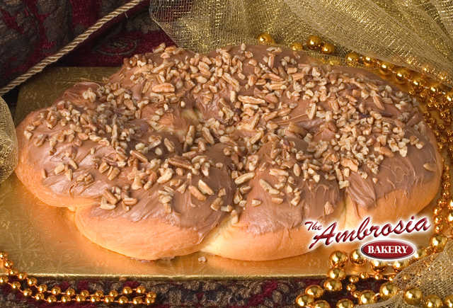 Pecan Praline King Cake with Caramel Topping - Shipper