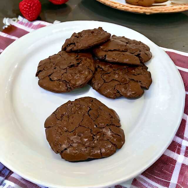 Chocolate Flourless Cookies