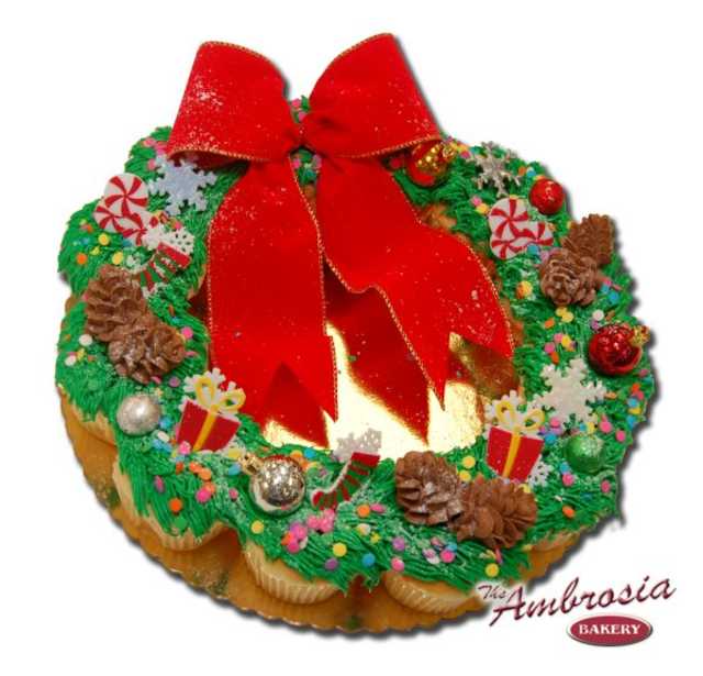 Christmas Cupcake Wreath, 12 Cupcakes