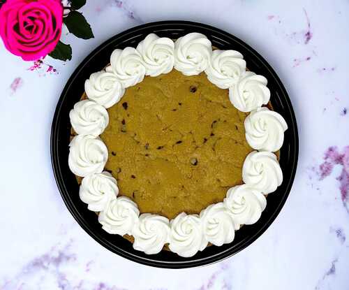 Cookie Cake with Buttercream Rosettes