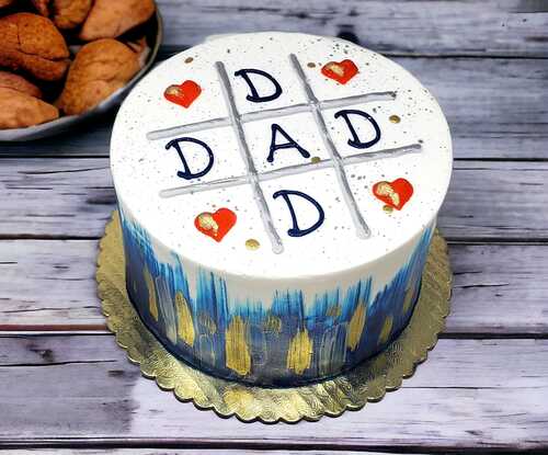 Tic Tac Toe DAD Father's Day Cake